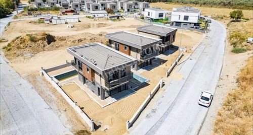 Konut-Villa