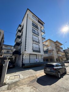 Usta Gayrimenkul'den Kiralık Doğalgazlı Temiz 2+1 Daire