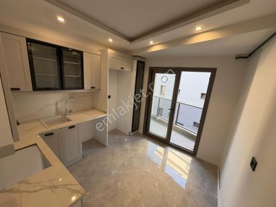 🏡muradiye Mahallesi 🏡 ✅3+1 M2 130 5 Katlınım 1 Katı ❇️kombi Petekli