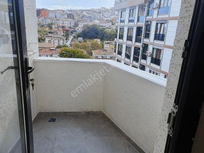 Eyüpsultan İslambeyde Satılık 1+1 70 M2 Daire