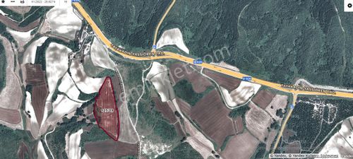 Arnavutköy Boyalıkta Satılık Arsa , 256 M2 Hisseli Caddeye Yakın