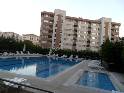 Taşdelen Merkezde Parkverde Sitesinde Kiralık 2+1 9.kat Daire