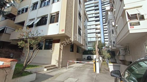 İşyeri-Apartman Dairesi