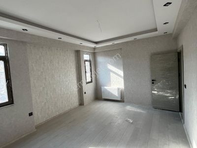 Yavuz Emlak Tan Satılık Daire Arakat Karaköprü Çardaklı Bulvarında 5 Oda