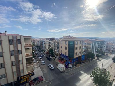 Acill Buca İşçievleri Yiğitler Mah.de 3+1 130m2 Dgazlı Havadar Manzaralı Satılık Daire