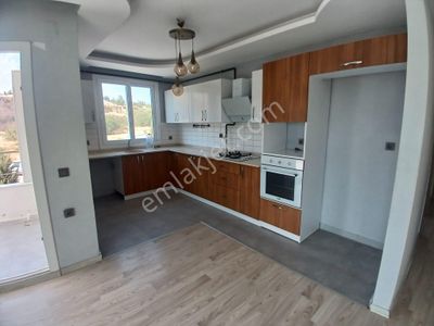 Adana Sarıçamda Stadyuma Yakın Konumda Açık Mutfak 3+1 Kiralık Doğalgazlı Fırsat Daire