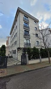 Remax Hane' Den Bağlarbaşı Mah. E-5 1dk 2+1 90m2 Ara Kat Balkon