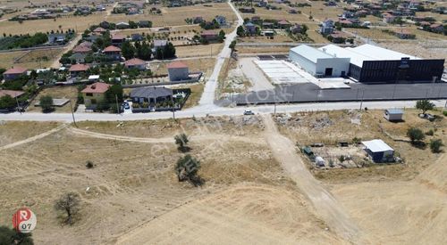Antalya Korkuteli Bozova Mahallesinde Satılık 662m2 Köşe Arsa