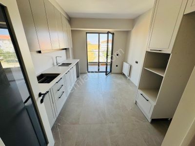 Sincan Saraycık Mah. 3+1 Sıfır Lüks Yapılı Yüzme Havuzlu Satılık