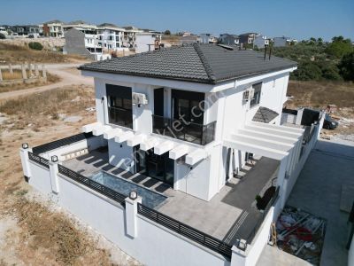 Didim Villa Acil Satılık Full Sıfır Eşyalı Özel Havuzlu Herşeyi Hazır 3+1 Lüx Villa Didim !!!!!