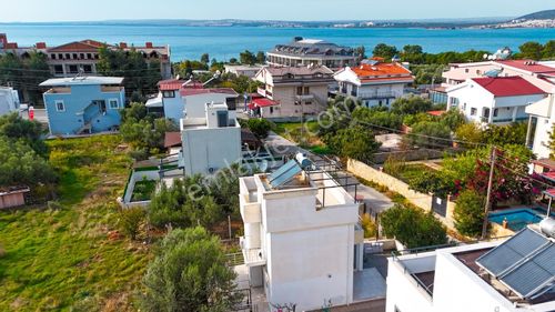 Akbük Merkezde Denize 200 Metre Mesafede Kiralık Ev