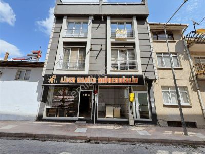 Arzum Gayrimenkul Danışmanlıktan Çarşının Göbeğinde Kiralık 1+1