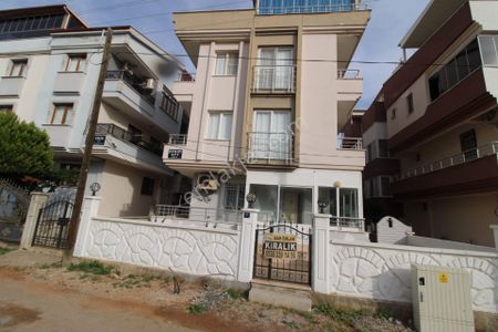 Aydın Didim Cumhuriyet Mahallesi 2+1 Yüksek Giriş Eşyalı Daire Bağımsız Giriş Önü Park Keyifli