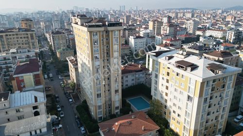 Şerifalide Sosyal Donatılı Site İçinde 4+1 Satlık Daire/for Sale