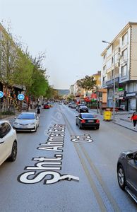 Çetin Emlak'tan İşlek Cadde Üzerinde Satılık Kupon Dükkan █