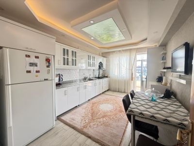 Makro Life Gayrimenkul'den Satılık Bağcılar Avea Caddesinde 3+1 Ekstralı Daire