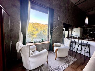 Kemalpaşa Armutlu’da Satılık Arazi Ve Taş Ev