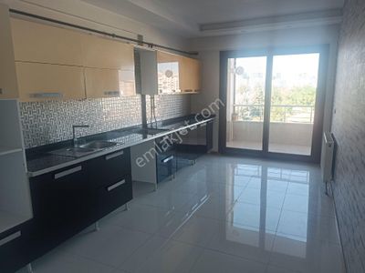 Hızlı 21 Gayrimenkulden Bağcılar Aram Tigran Da Acil Satılık 3+1fırsat Daire