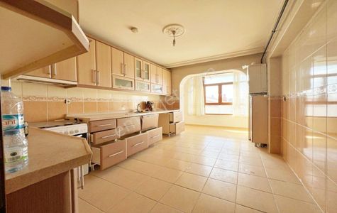 Kanuni Mahallesi'nde 5+1 Çift Banyolu Açık Teras Balkonlu Daire!