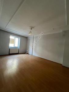 Çınar Mahallesinde 2+1 95m2 Balkonlu Kiralık Arakat !