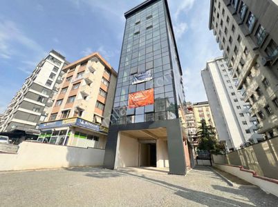 Suadiye Minübüs Yoluna Cephe, Satılık Son Plaza Katı