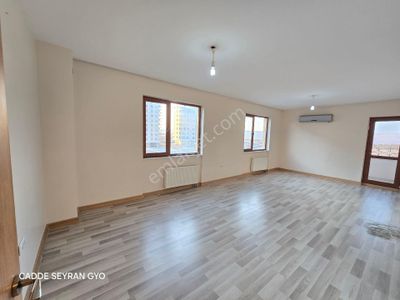 Cadde Seyran'dan Kiralık 3+1 145 M2 Arakat Sarı Toki (memura)