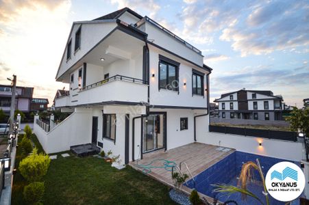 Sakarya Kocaali’de Satılık 3+1 Özel Tasarımlı Villa