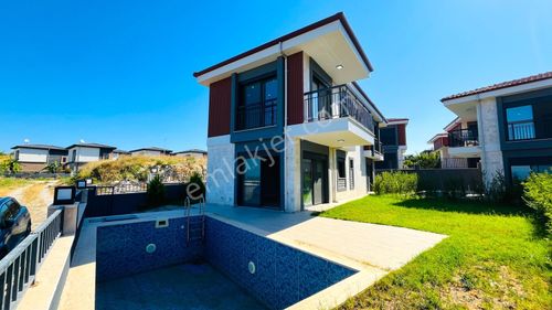 Konut-Villa