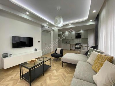 Dokuma Da Tramvaya 300m Arakat Lüks 2+1 Satılık