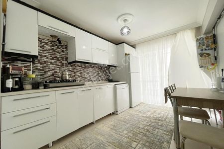 Yuvam'dan Kafkaslar'da 2+1 Çift Balkonlu 3. Kat Konumunda Daire