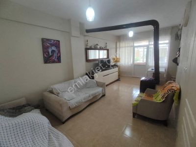 Emlak Dünyasından Balıkesir Gönende Denize 3 Dk Mesafede Villa