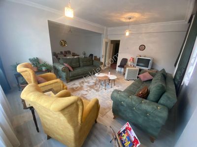 Yıldıztepe Mahallesinde Geniş Kullanışlı Satılık 3+1 Daire Ss-2