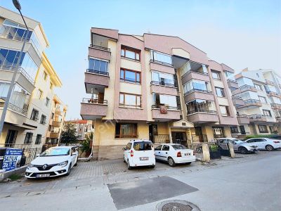 Kırkkonaklar, Çağdaş Market Yakını Bahçe Kullanımlı Yapılı 3+1