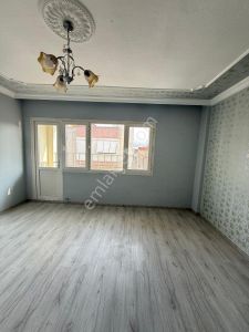 Yılmazlar Mah. Yörük Sokakta Satılık Daire