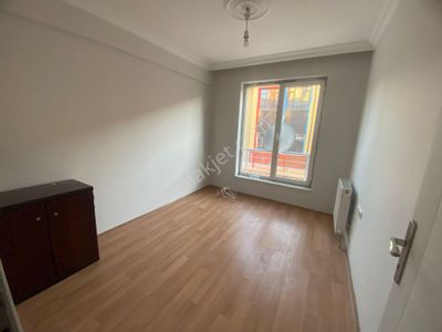 Anadolu Üni Dibi Odalar Ayrı Bakımlı Önü Açık Geniş 1+1 Ss-3