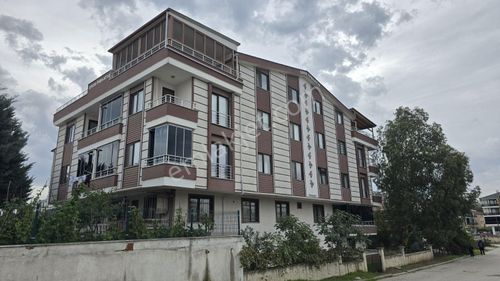 Yalova Çiftlikköy Çiftlik Mah Satılık Geniş 2+1 Daire