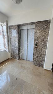 Kaplıca Mahallesi Semt Pazarında Satılık 3+1