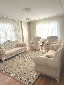 Salıbaba Yaşar Doğu Cadesine Yakın Satılık Daire