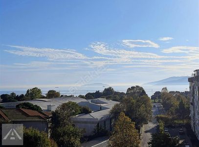 Orhantepe Sahilde Çift Balkonlu Geniş Eşyalı 3+1