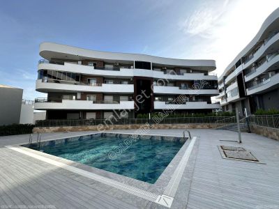 Kuşadası Değirmenderede Fırsat Fiyata 3+1 Bahçe Katı Residance