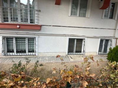 Süvari Mahallesinde Kot 1 De Satılık Aileye Uygun Geniş 3+1 Daire