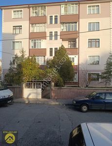 Emlakcar Dan Malazgirt Te Bakımlı Kiralık 3+1 Daire