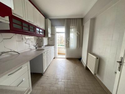 Pınarbaşı Mah Aksaray Cad 1.kat Ön Cephe 110m2 Şehitler Metro