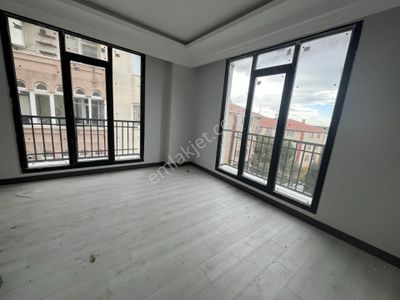 Büyükçekmece Atatürk Mah Sıfır Lüks Butik Sitede 2+1 Satılık Daire