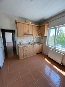 Balnova Gayrimenkuldan Dinkçiler Mahallesinde Kiralık 2+1 Daire