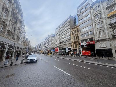 Çok Acele! Osmanbey Metroya Komşu Asansörlü 96m2 Ofis Daire