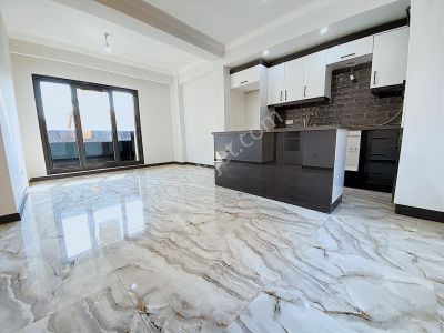 Focus'tan Metro'ya Yürüme Mesafesinde,iskanlı,sıfır,geniş 2+1