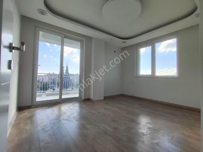 Merkezi Konumda Fırsat Daire Hastane Ve Ulaşım Yakını Katta 2+1