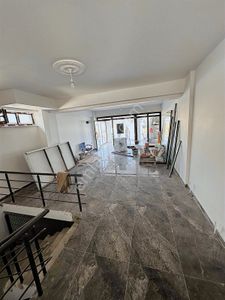 Mehmetoğlu Gayrımenkul'den Kiralık 120m2 Dükkan