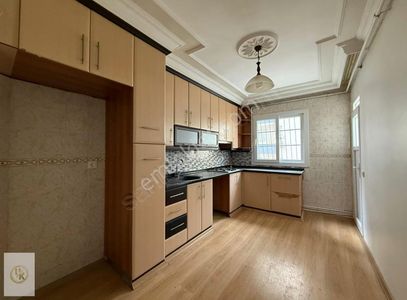 Meryem Mehmet Kayhan İle Sosyete Pazarı Cvr 3+1/k.mutfak/kombili